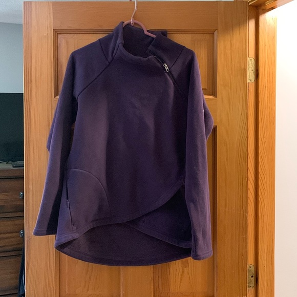 Athleta Cozy Asym Sweatshirt - Size M - Picture 1 of 4